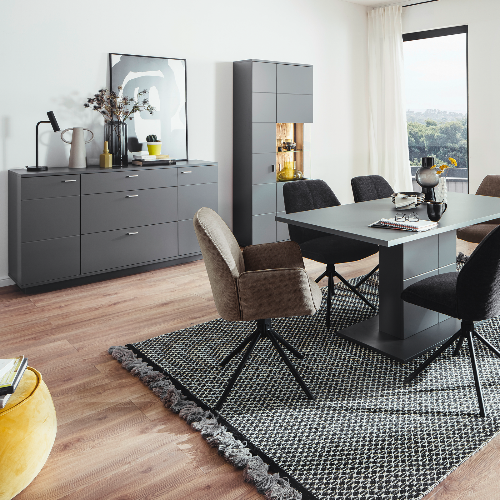 MAGON Sideboard
